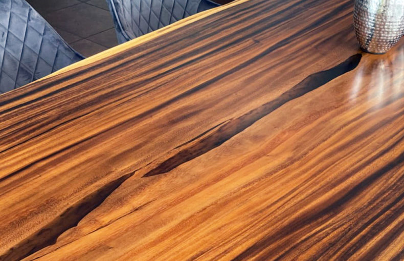 Baumstamm Tisch kostenlos auf Maß zugeschnitten online kaufen bei ehrenwalde Manufaktur