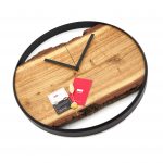 Wanduhr Eiche Holz mit Metallring als Wanddeko Schwarz Seitlich mit Karte