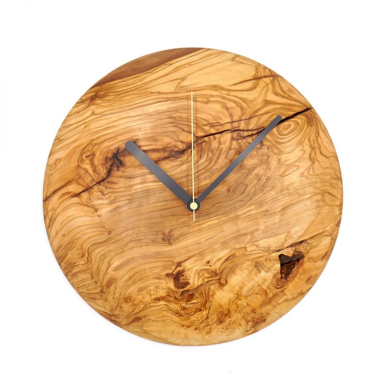 Wanduhr aus Olivenholz 'Lens' mit lautlosem Uhrwerk, gebogenen Zeigern und einzigartigem Design mit Gold-Sekundenzeiger Draufsicht