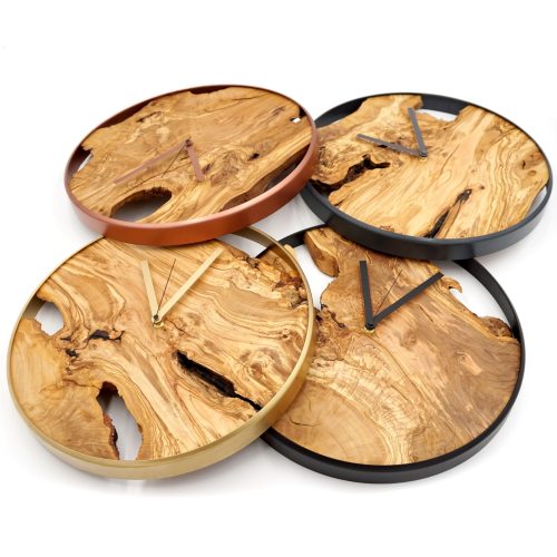 Olivenholz Wanduhr Cosmos aus Holz-Baumscheibe 4-Top